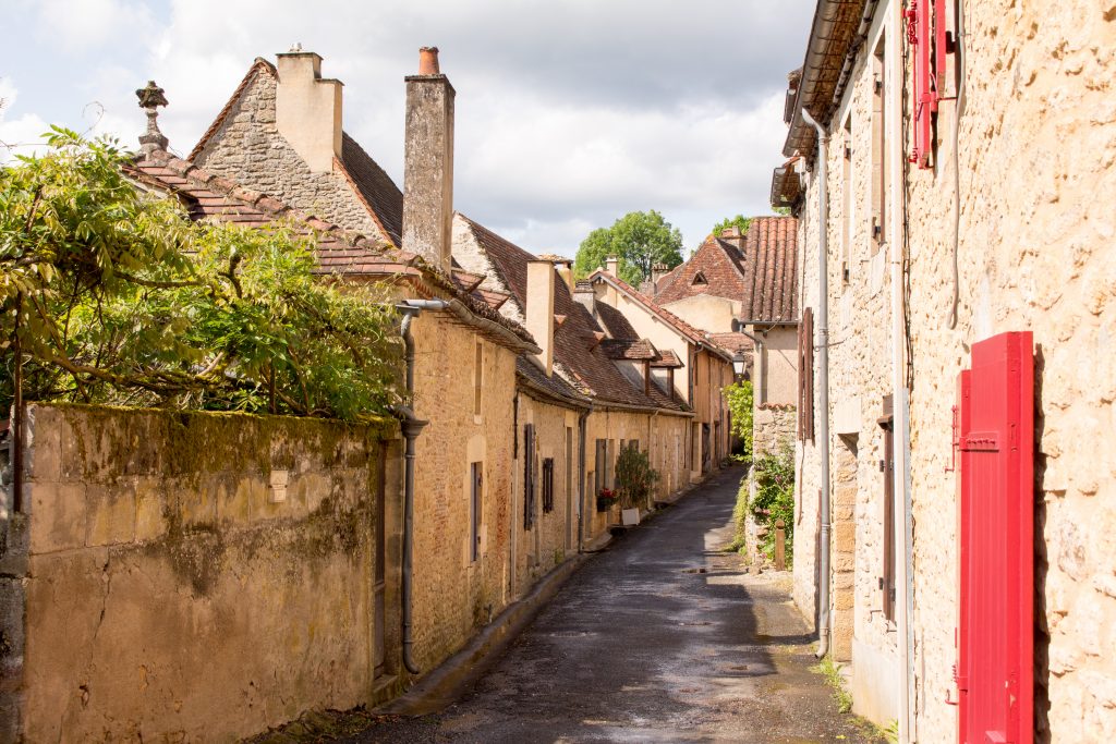 Limeuil Village