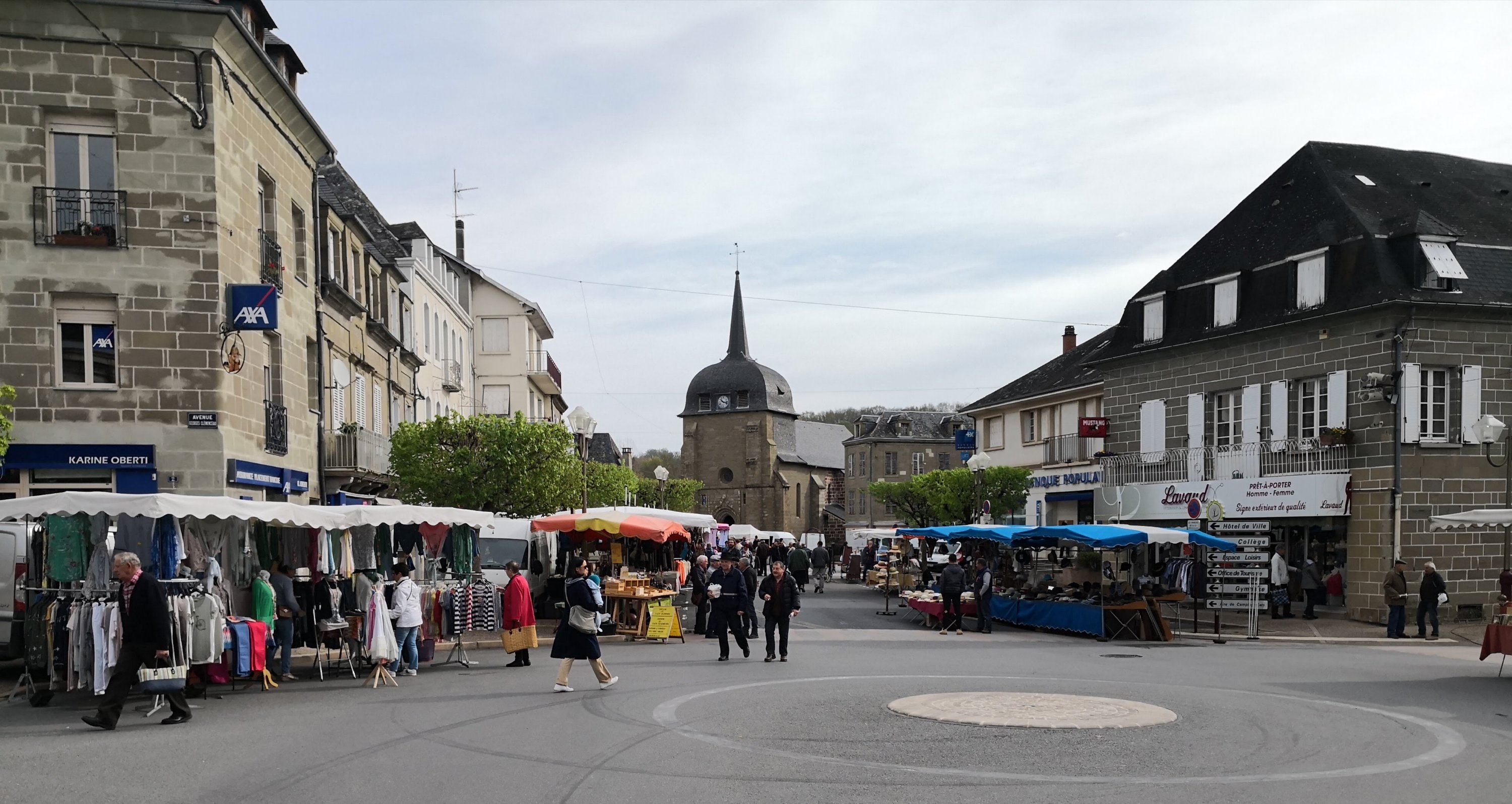 Objat town centre