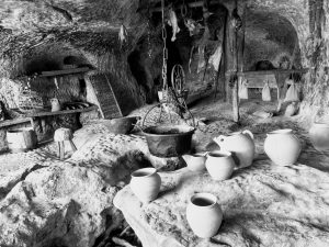 La Roque Saint Christophe early cooking area